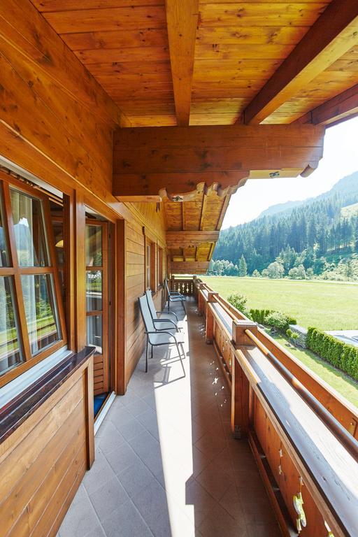 Appartements Living Saalbach Zimmer foto